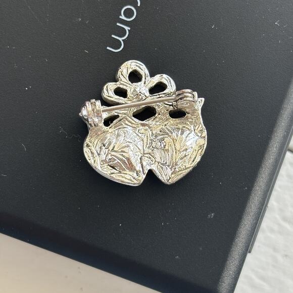 Double Heart Pin Brooch Purple Stone Silver Tone Small Bow Sparkle February - Picture 2 of 4